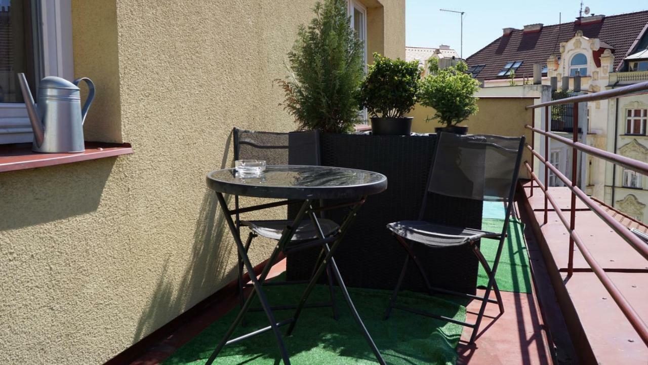 Funci Dancing 6 Apartment Prag Exterior foto