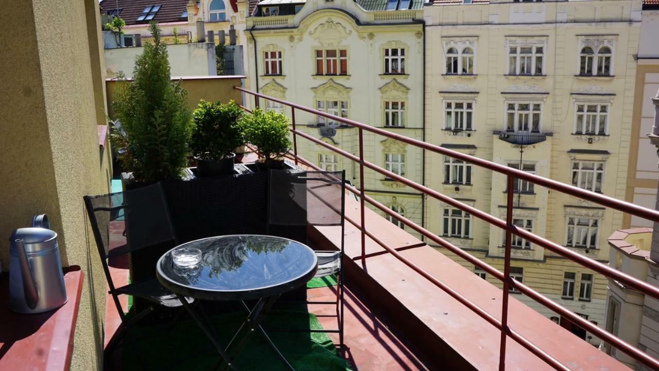 Funci Dancing 6 Apartment Prag Exterior foto