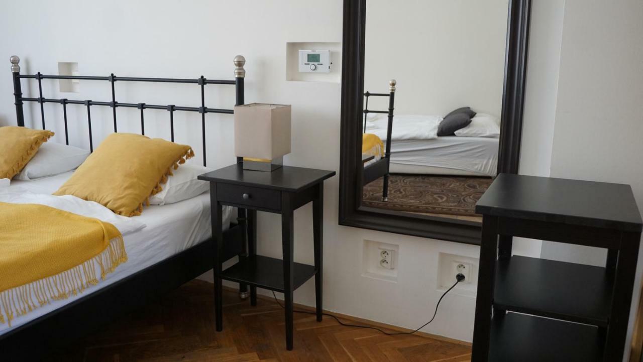 Funci Dancing 6 Apartment Prag Exterior foto